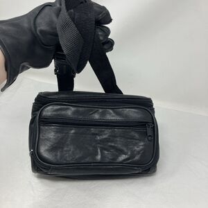 Vtg Koret Black Leather Fanny Pack Waist Bum Bag Zip Closure Adjustable